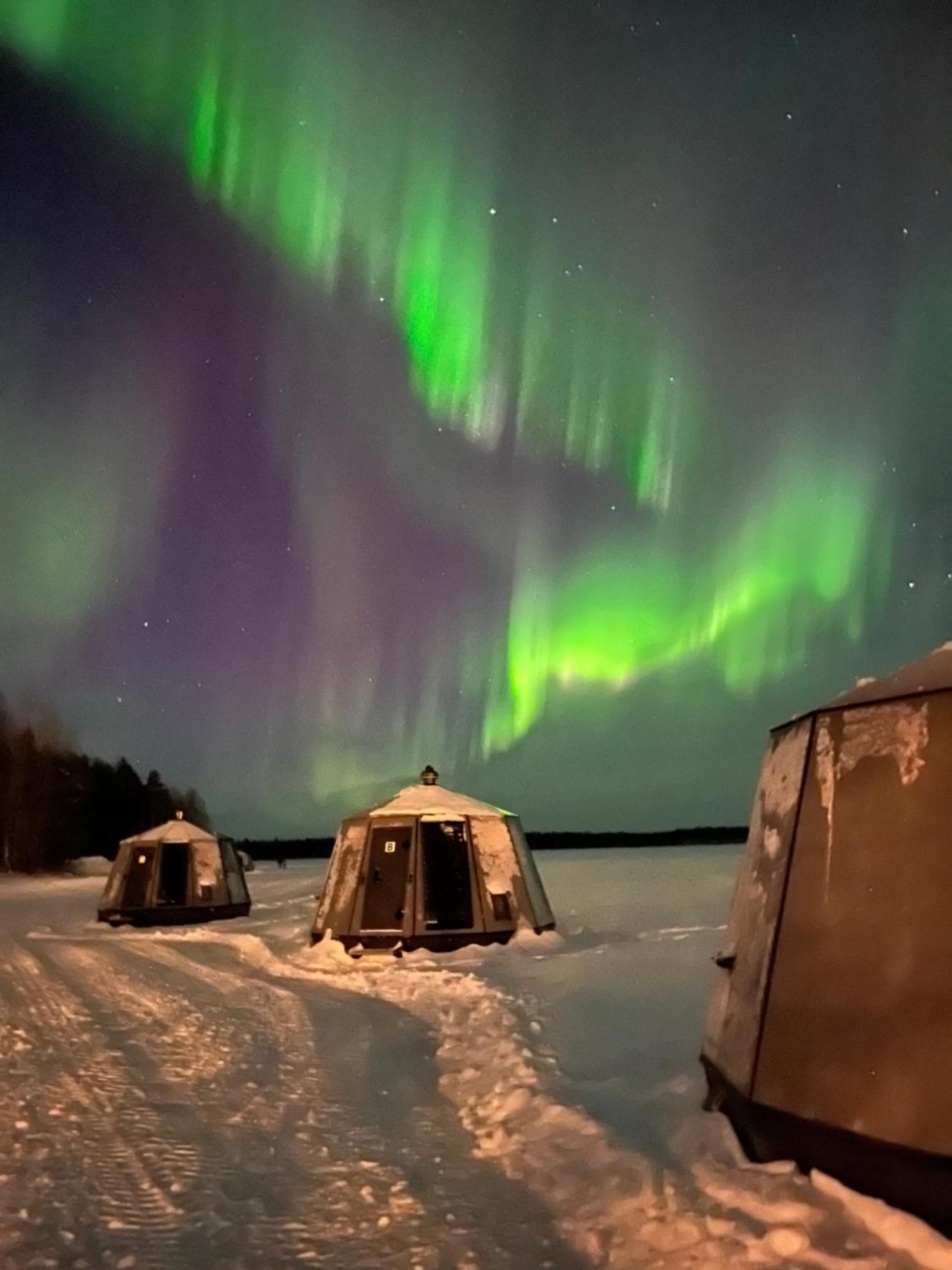 Vikajaervi Lake View Experience Igloos Rovaniemi Buitenkant foto